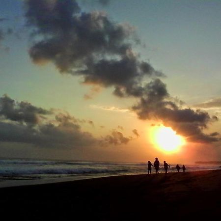 Apartamento Kubu Kutus Canggu Exterior foto